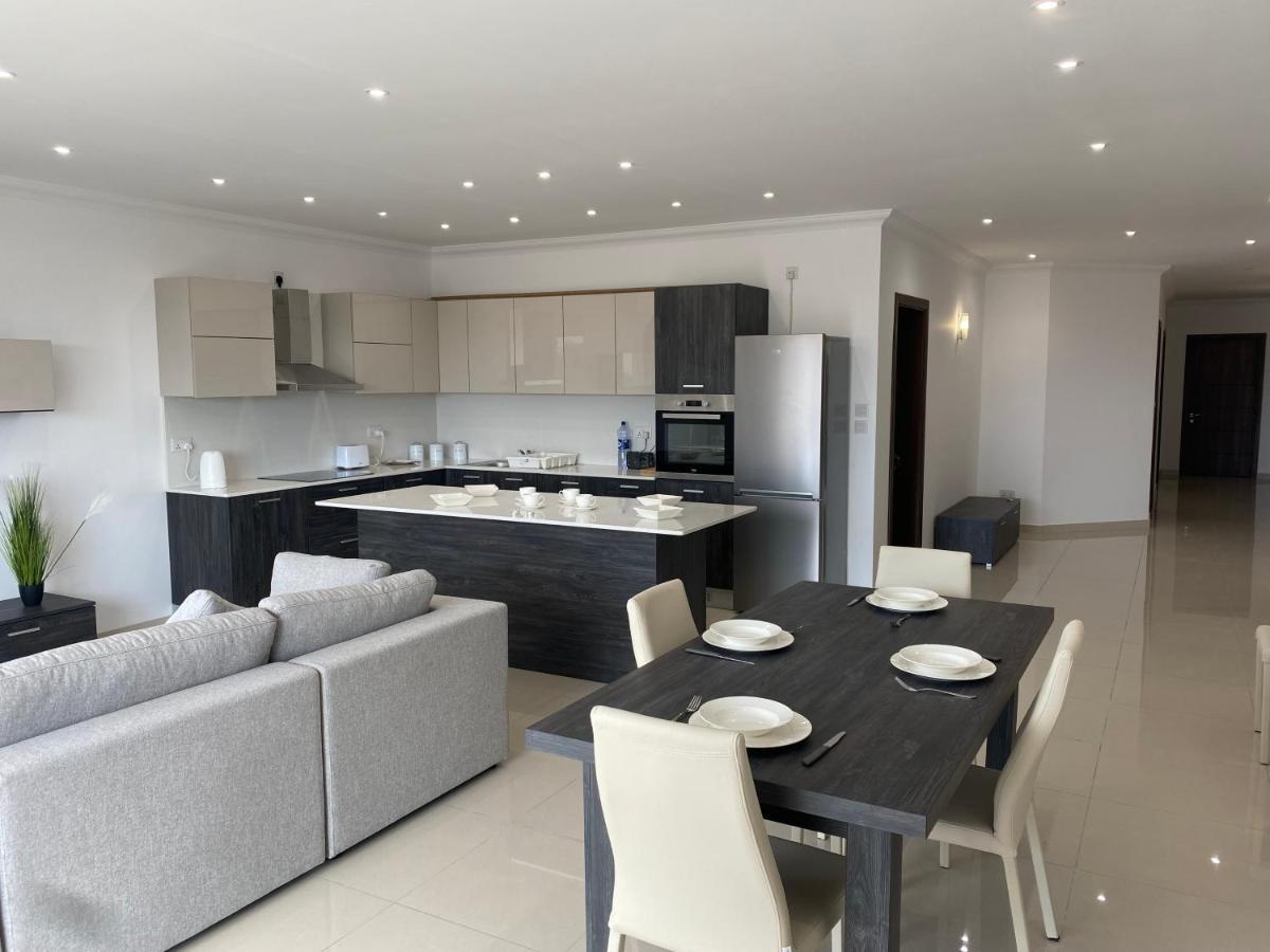 New 3 Bedroom Apartment Close To Airport Zurrieq Buitenkant foto